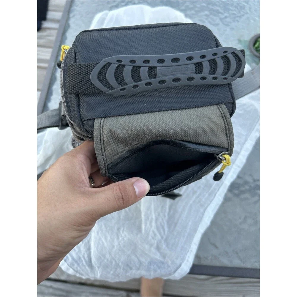 Mountainsmith Reflex II Shoulder Case Bag In Green